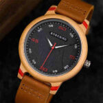 R233 Reloj